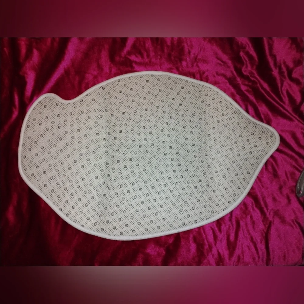 Lemon Shaped Bath Mat with 